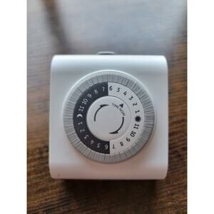 GE 24-Hour Heavy Duty Indoor Plug-in Mechanical Timer, 2 Grounded Outlets 15075